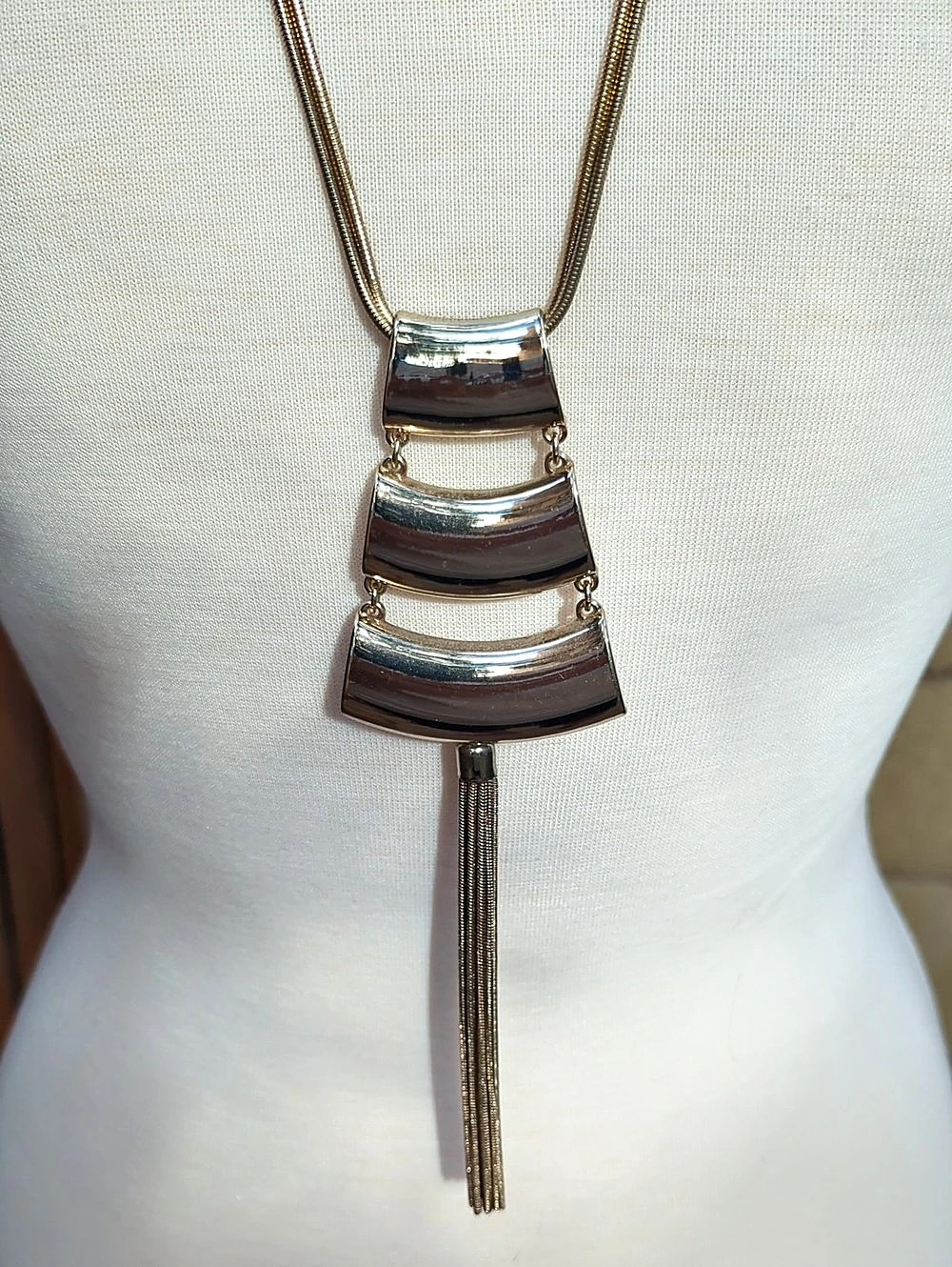 Chico's Layered Pendant Tassel Necklace in Gold Like New